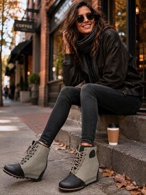 Sorel PDX Wedge Ankle Boots- Like New
